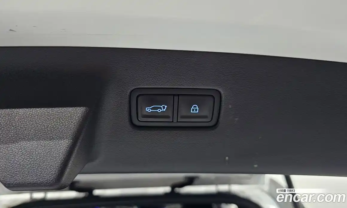 Hyundai Santa Fe 2024 1.6 Автомат в Москве № 107996, фото 11