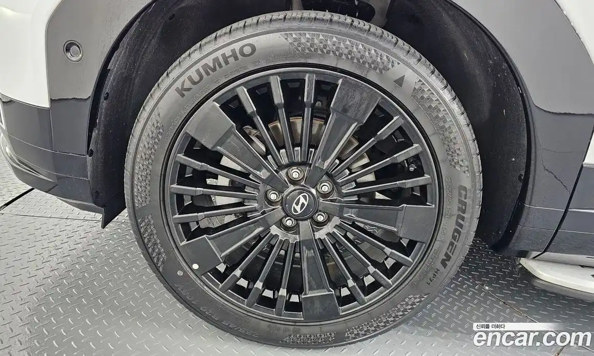 Hyundai Santa Fe 2024 1.6 Автомат в Москве № 107996, фото 10