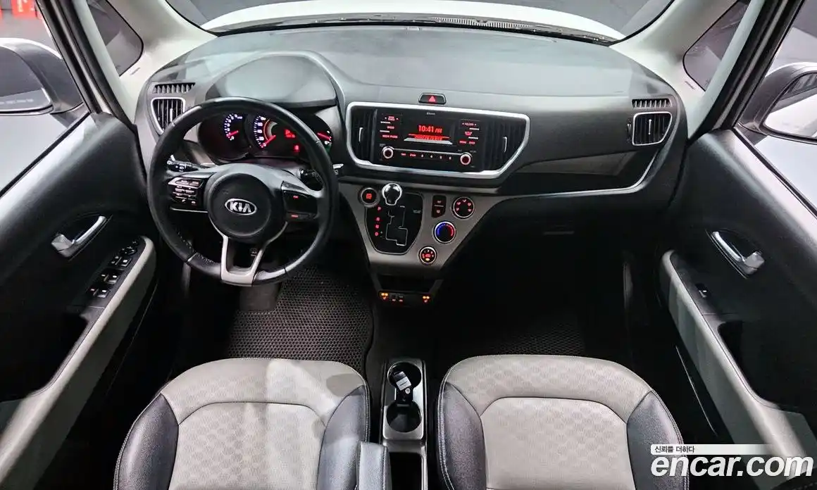 Kia Ray 2019 1.0 Автомат в Москве № 10847, фото 14
