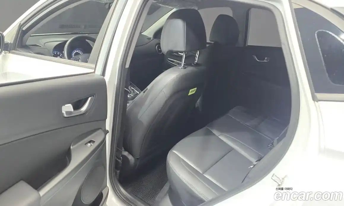 Hyundai Kona 2021 1.6 Автомат в Москве № 108520, фото 16