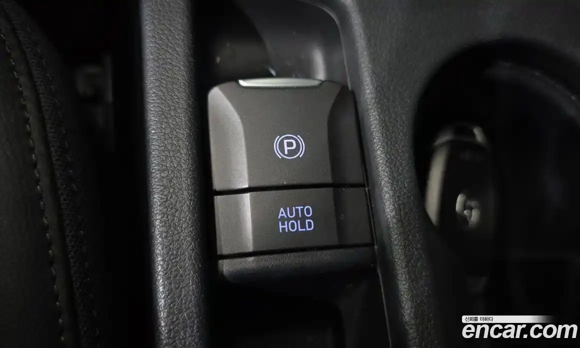 Hyundai Kona 2021 1.6 Автомат в Москве № 108520, фото 17