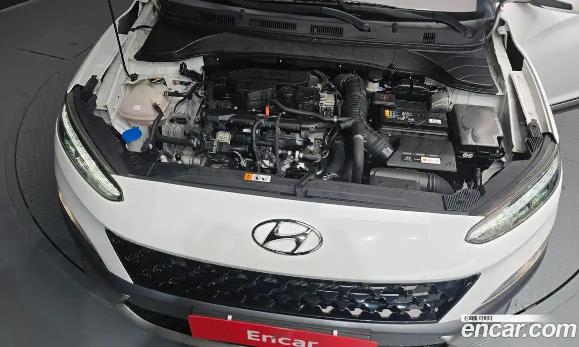 Hyundai Kona 2021 1.6 Автомат в Москве № 108520, фото 3