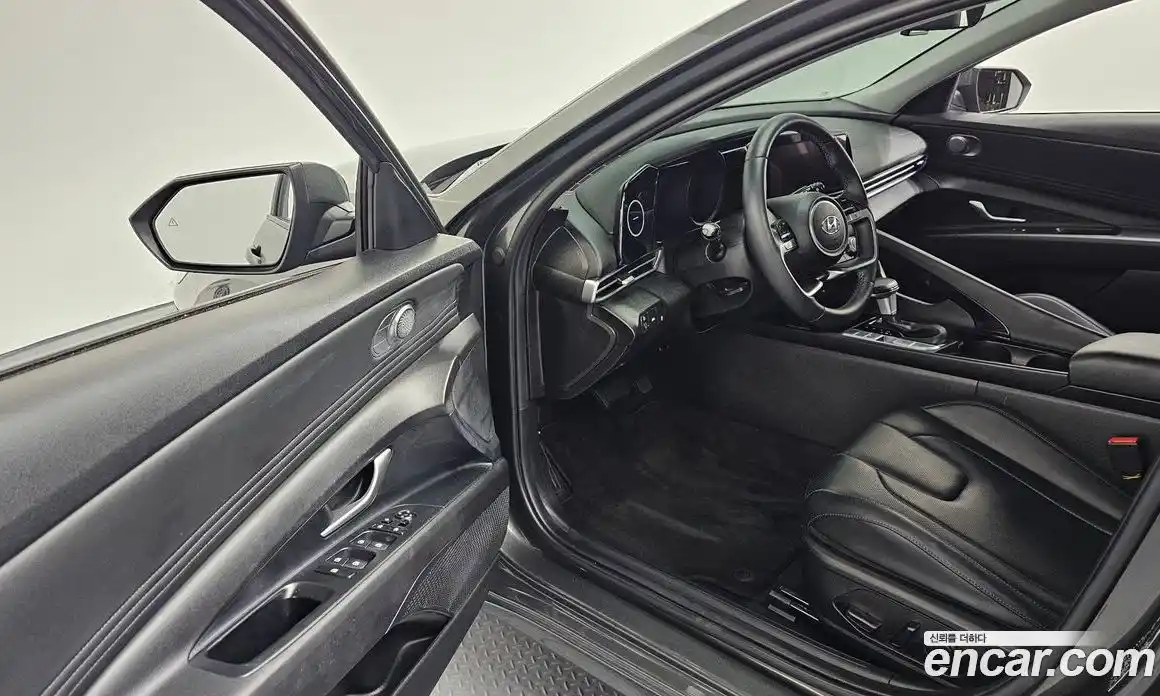 Hyundai Avante 2023 1.6 Автомат в Москве № 109189, фото 6