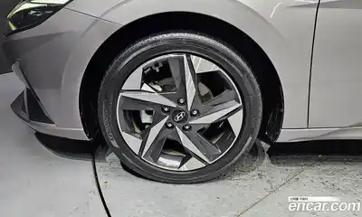 Hyundai Avante 2021 1.6 Автомат в Москве № 109938, миниатюра 4