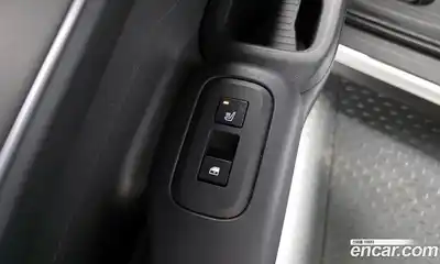 Hyundai Santa Fe 2024 1.6 Автомат в Москве № 111617, миниатюра 7