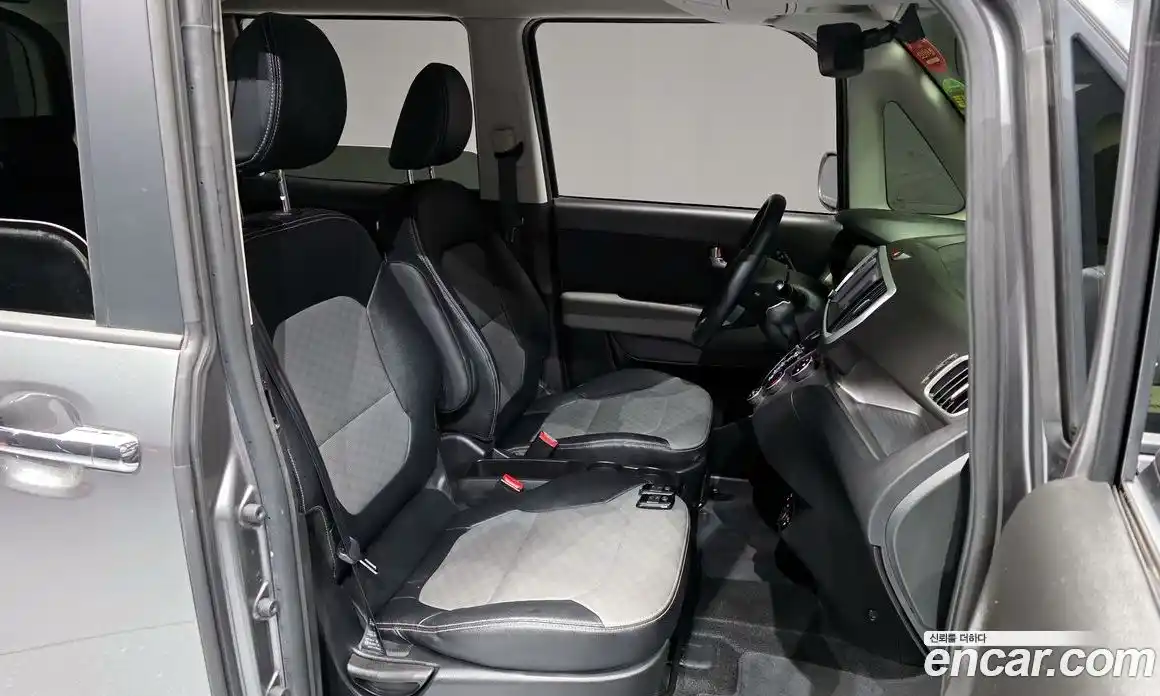 Kia Ray 2022 1.0 Автомат в Москве № 114973, фото 11