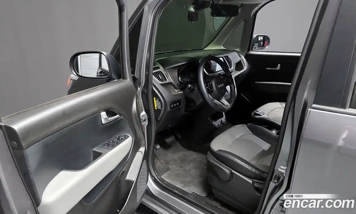 Kia Ray 2022 1.0 Автомат в Москве № 114973, фото 10