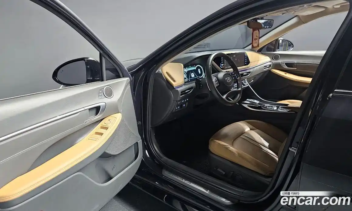 Hyundai Sonata 2023 1.6 Автомат в Москве № 115188, фото 7