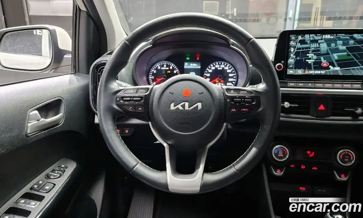 Kia Morning 2023 1.0 Автомат в Москве № 115544, фото 14