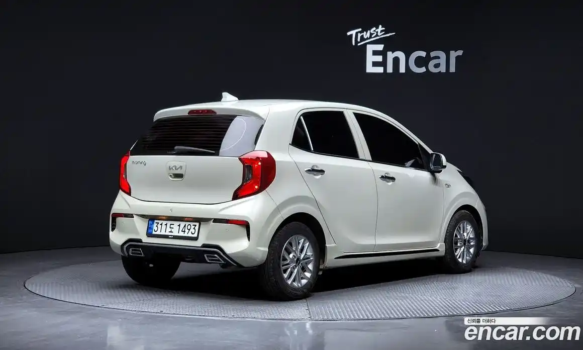 Kia Morning 2023 1.0 Автомат в Москве № 115544, фото 19