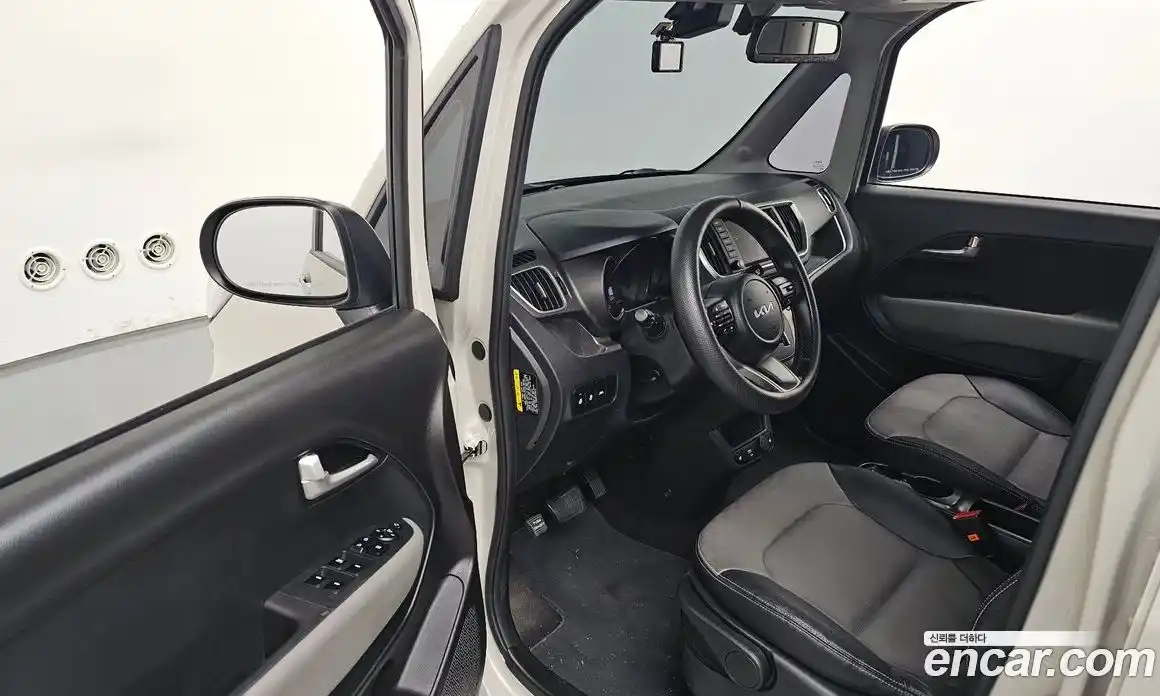 Kia Ray 2022 1.0 Автомат в Москве № 119790, фото 17