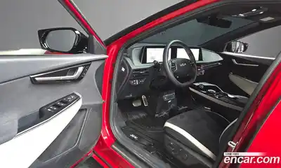 Kia EV6 2024 0.1 Автомат в Москве № 120081, миниатюра 11