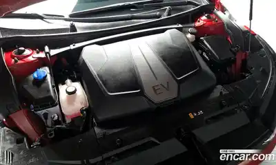 Kia EV6 2024 0.1 Автомат в Москве № 120081, миниатюра 6