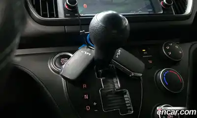 Kia Ray 2023 1.0 Автомат в Москве № 121954, миниатюра 4