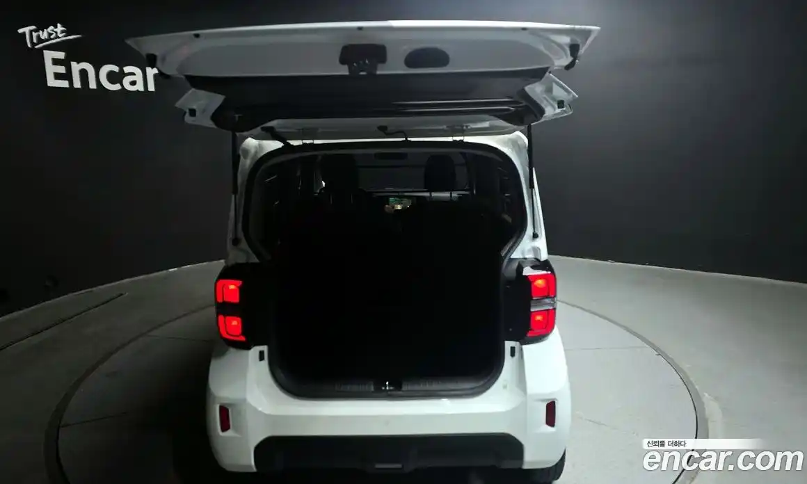 Kia Ray 2023 1.0 Автомат в Москве № 121954, фото 5