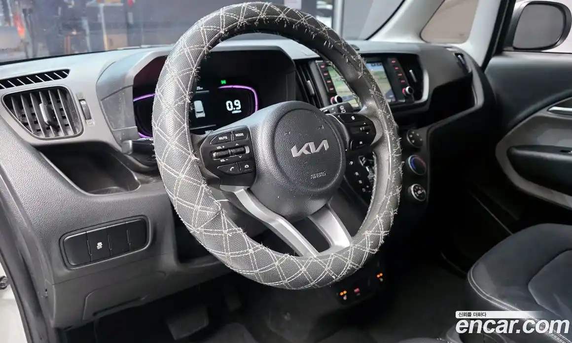 Kia Ray 2023 1.0 Автомат в Москве № 121954, фото 8