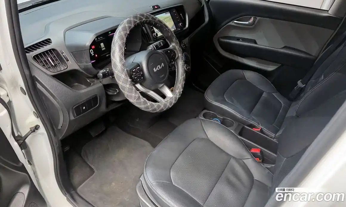 Kia Ray 2023 1.0 Автомат в Москве № 121954, фото 9