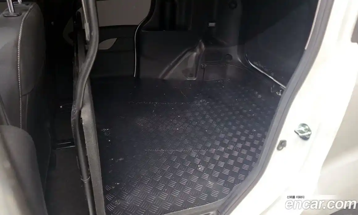 Kia Ray 2023 1.0 Автомат в Москве № 121954, фото 10