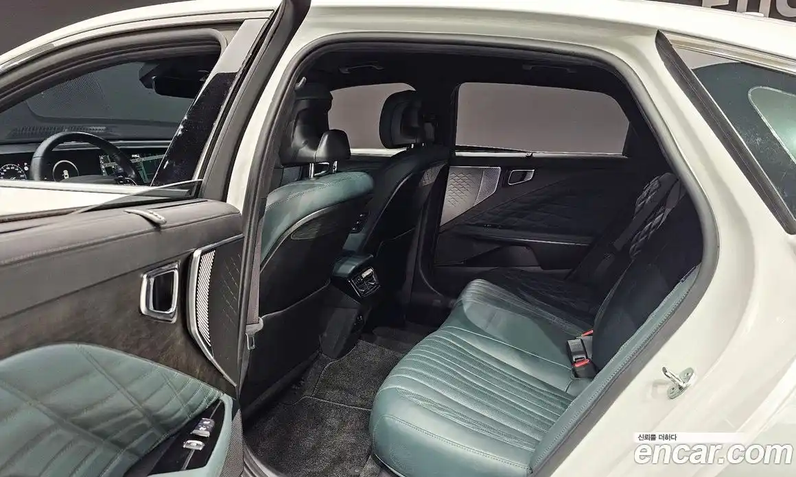 Kia K8 2023 2.5 Автомат в Москве № 122047, фото 12