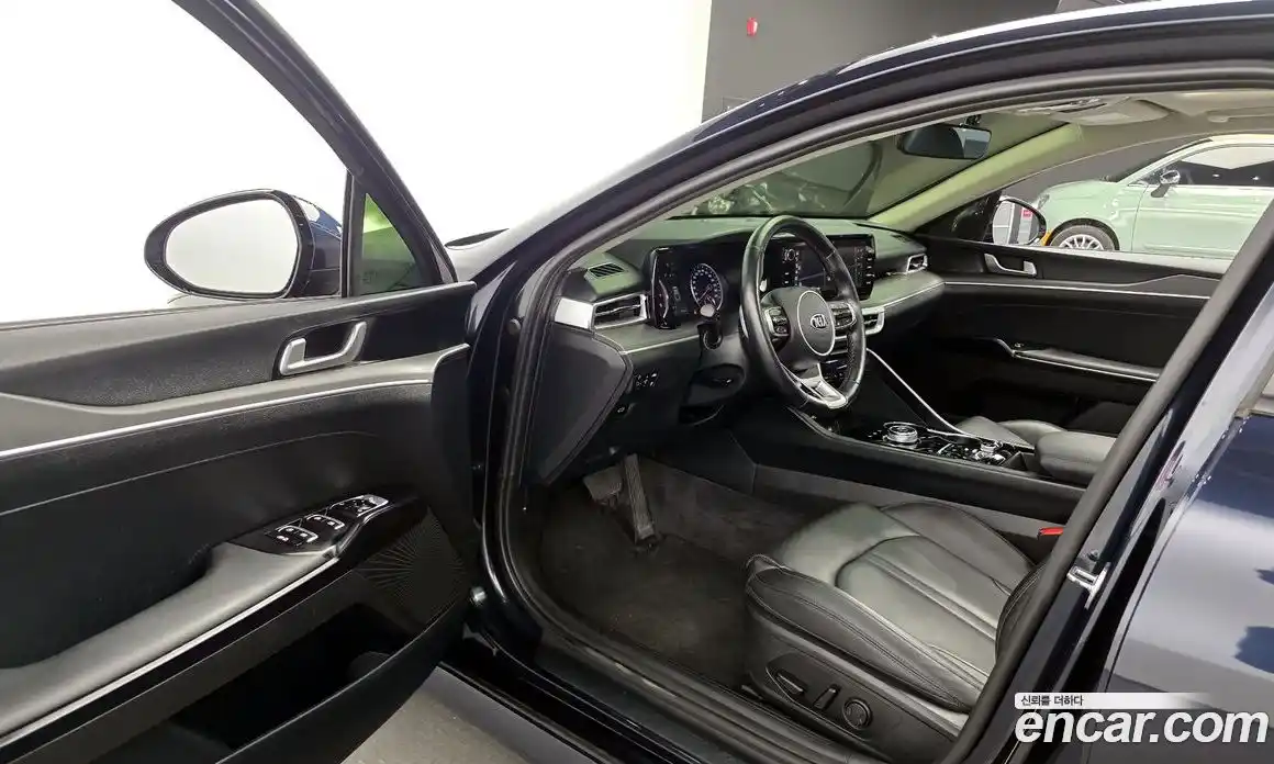 Kia K5 2021 2.0 Автомат в Москве № 122190, фото 6