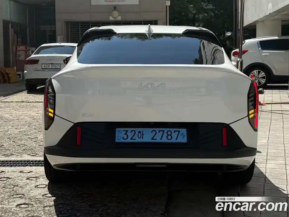 Kia EV4 2026 Автомат в Москве № 123277, фото 5