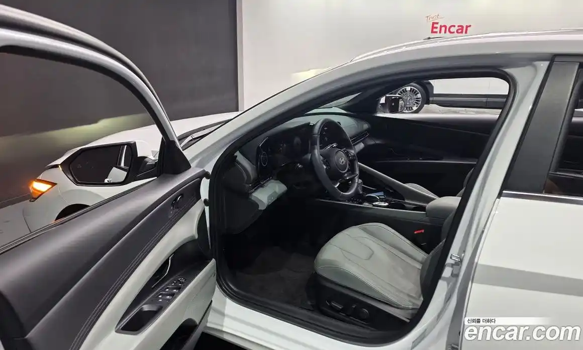 Hyundai Avante 2024 1.6 Автомат в Москве № 124557, фото 11