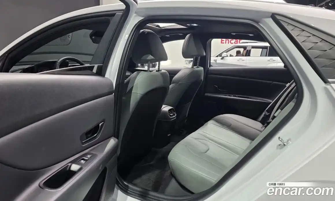 Hyundai Avante 2024 1.6 Автомат в Москве № 124557, фото 12