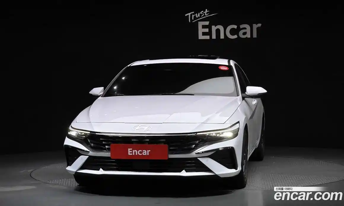 Hyundai Avante 2024 1.6 Автомат в Москве № 124557, фото 3