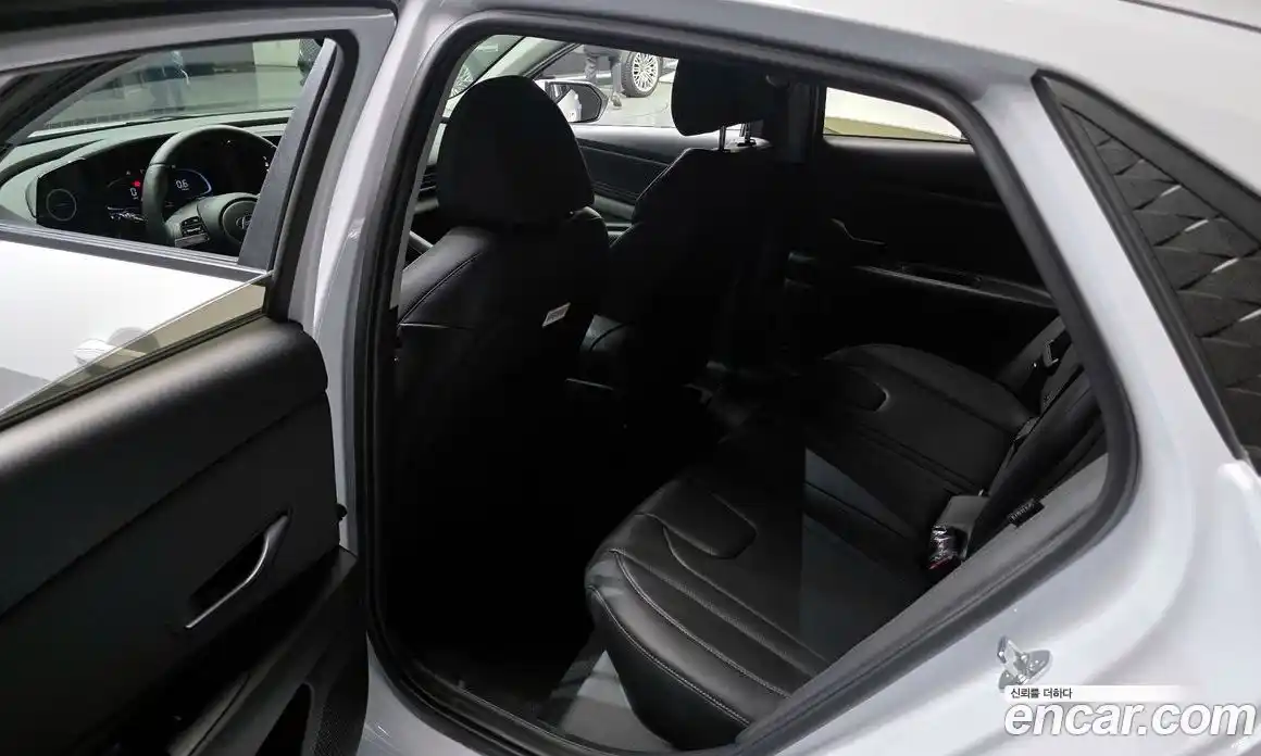 Hyundai Avante 2024 1.6 Автомат в Москве № 124640, фото 20