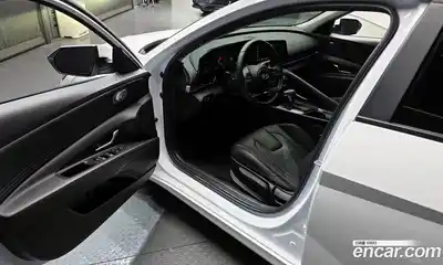 Hyundai Avante 2024 1.6 Автомат в Москве № 124640, миниатюра 2