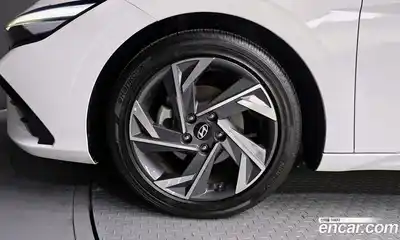 Hyundai Avante 2024 1.6 Автомат в Москве № 124640, миниатюра 8