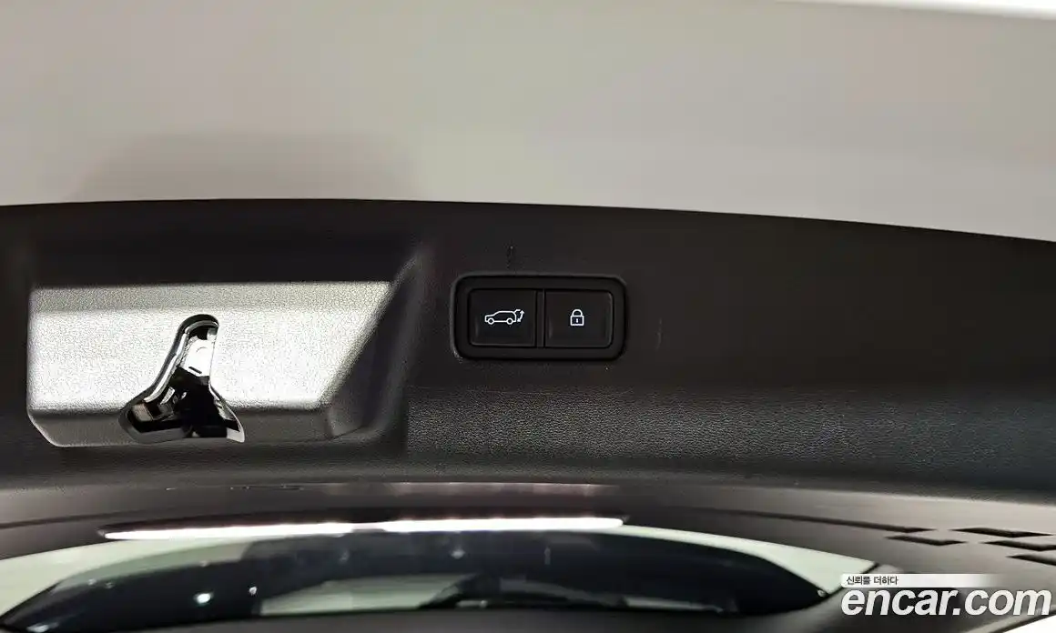 Hyundai Santa Fe 2024 1.6 Автомат в Москве № 124682, фото 10