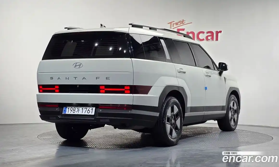 Hyundai Santa Fe 2024 1.6 Автомат в Москве № 124793, фото 3