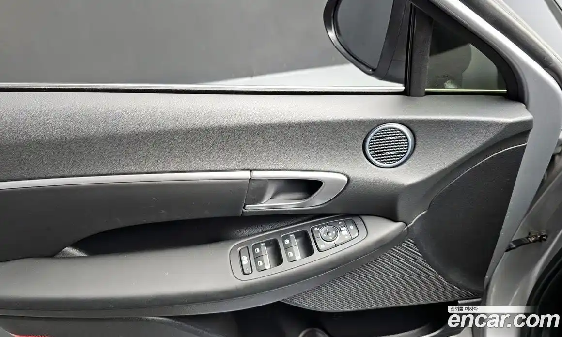 Hyundai Sonata 2023 2.0 Автомат в Москве № 126956, фото 17