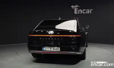 Hyundai Grandeur 2023 2.5 Автомат в Москве № 126971, миниатюра 4