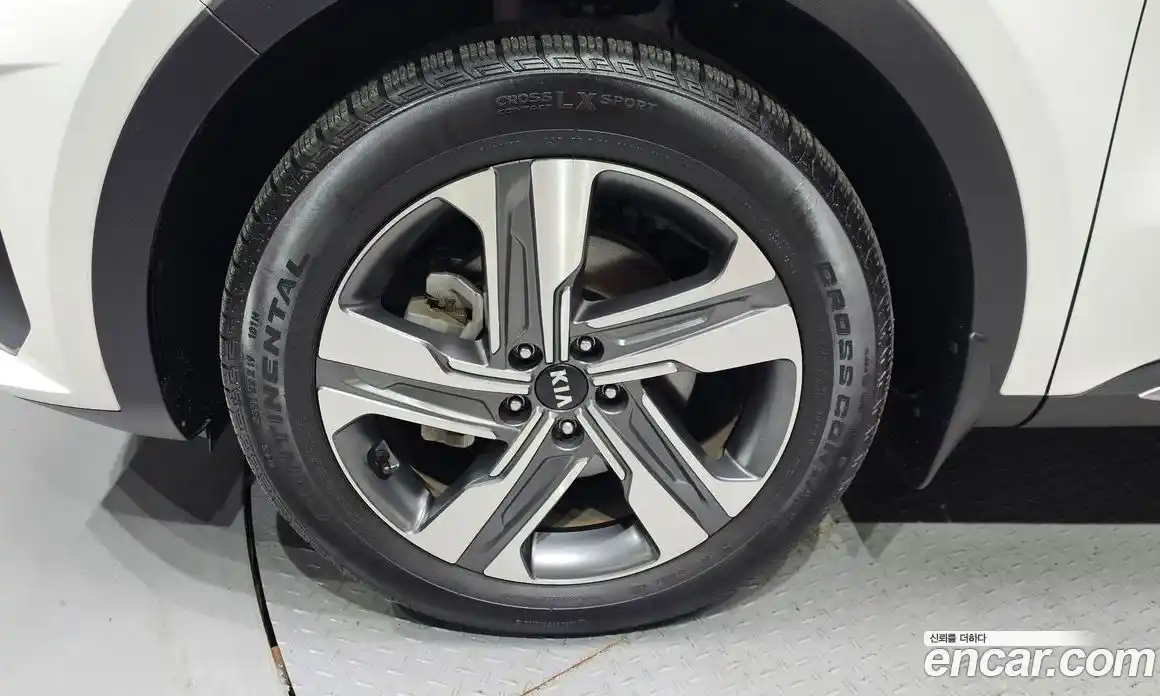 Kia Sorento 2021 1.6 Автомат в Москве № 128337, фото 3