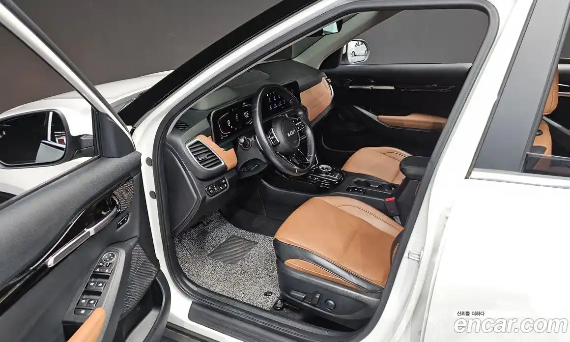 Kia Seltos 2023 1.6 Автомат в Москве № 128339, фото 13