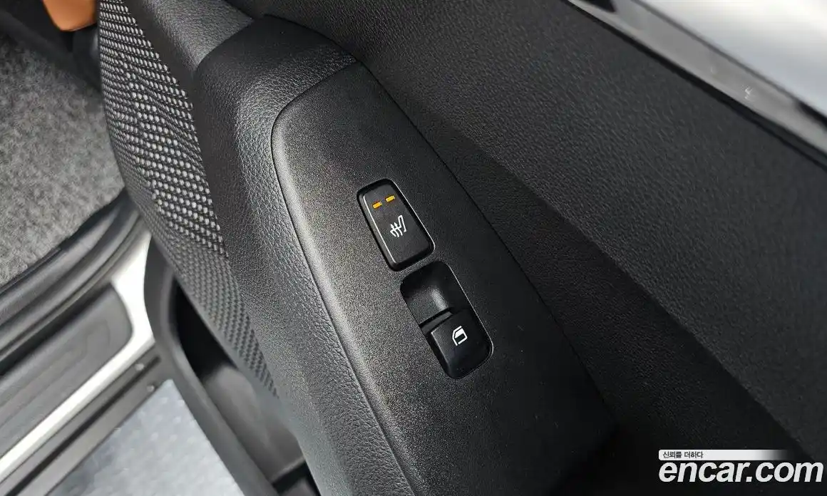 Kia Seltos 2023 1.6 Автомат в Москве № 128339, фото 18