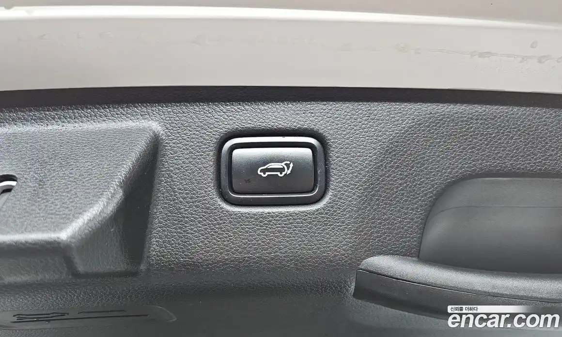 Kia Seltos 2023 1.6 Автомат в Москве № 128339, фото 4