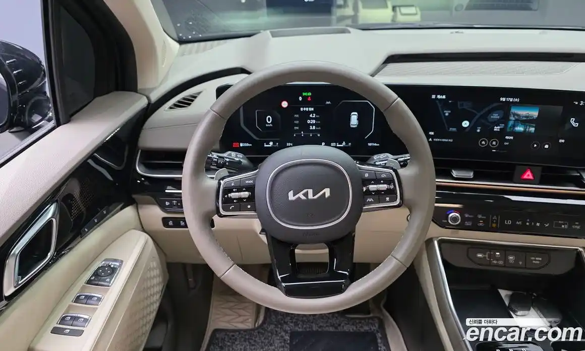 Kia Canival 2024 3.5 Автомат в Москве № 128752, фото 13