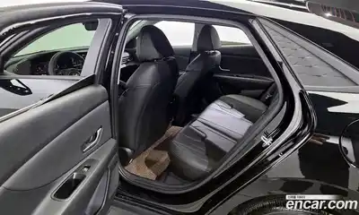 Hyundai Avante 2025 1.6 Автомат в Москве № 129807, миниатюра 9