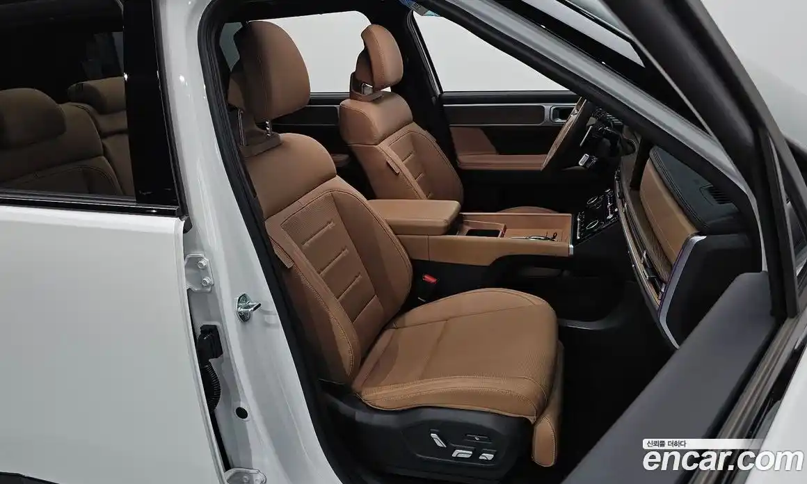 Hyundai Santa Fe 2024 2.5 Автомат в Москве № 130844, фото 11