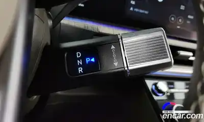 Hyundai Santa Fe 2024 2.5 Автомат в Москве № 131018, миниатюра 9