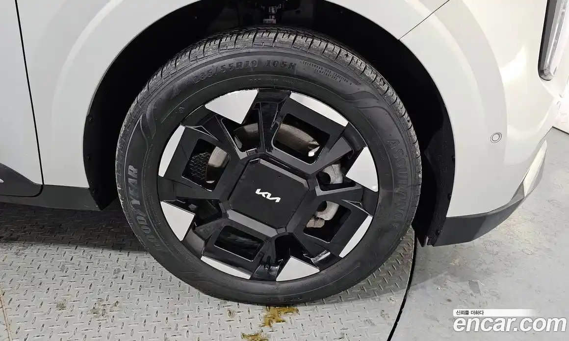 Kia Canival 2024 1.6 Автомат в Москве № 131430, фото 6