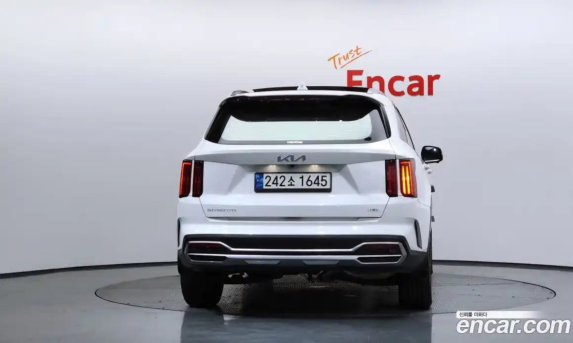 Kia Sorento 2023 1.6 Автомат в Москве № 132202, фото 14