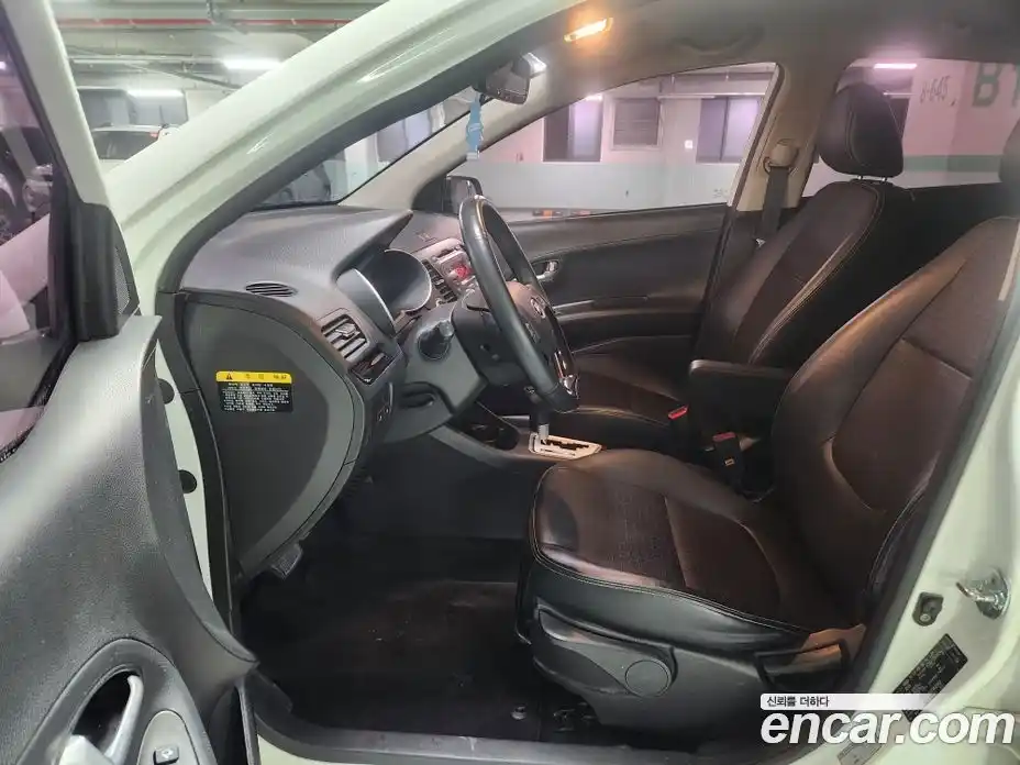 Kia Morning 2016 1.0 Автомат в Москве № 133055, фото 9