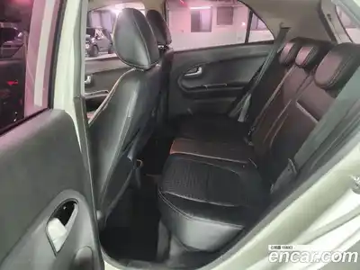 Kia Morning 2016 1.0 Автомат в Москве № 133055, миниатюра 10