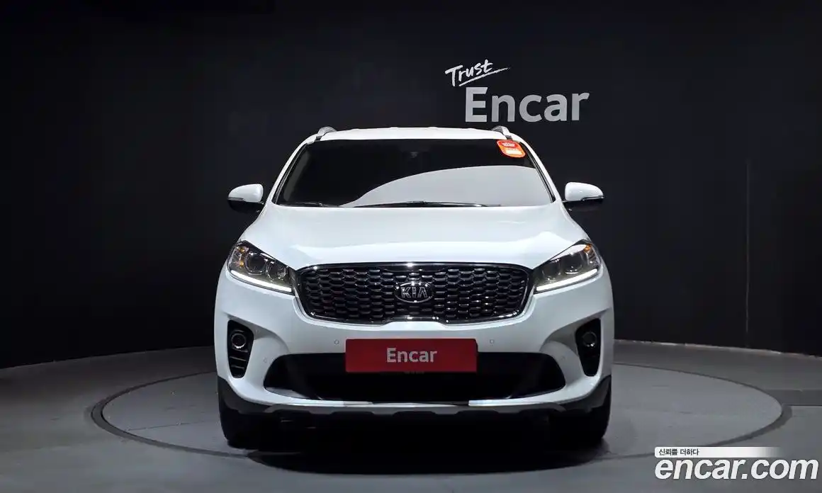 Kia Sorento 2018 2.0 Автомат в Москве № 133170, фото 18