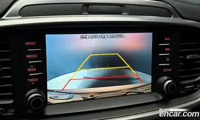 Kia Sorento 2018 2.0 Автомат в Москве № 133170, миниатюра 10