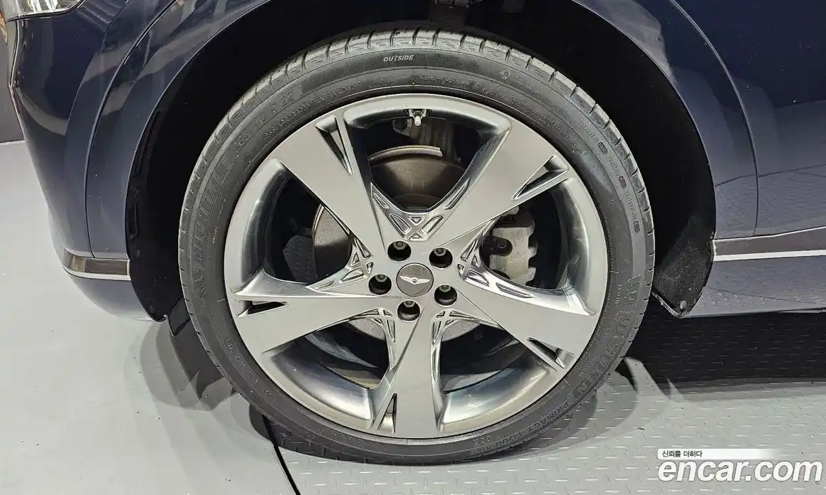 Genesis GV80 2020 2.5 Автомат в Москве № 135708, фото 16